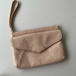 Nude wristlet